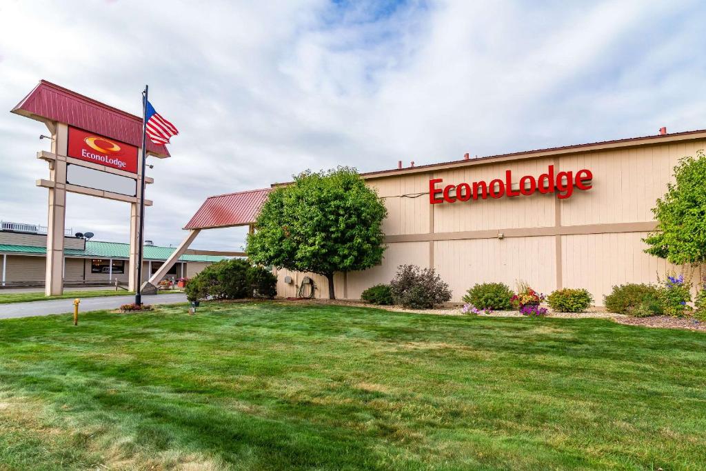 Econo Lodge Miles City Main image 1